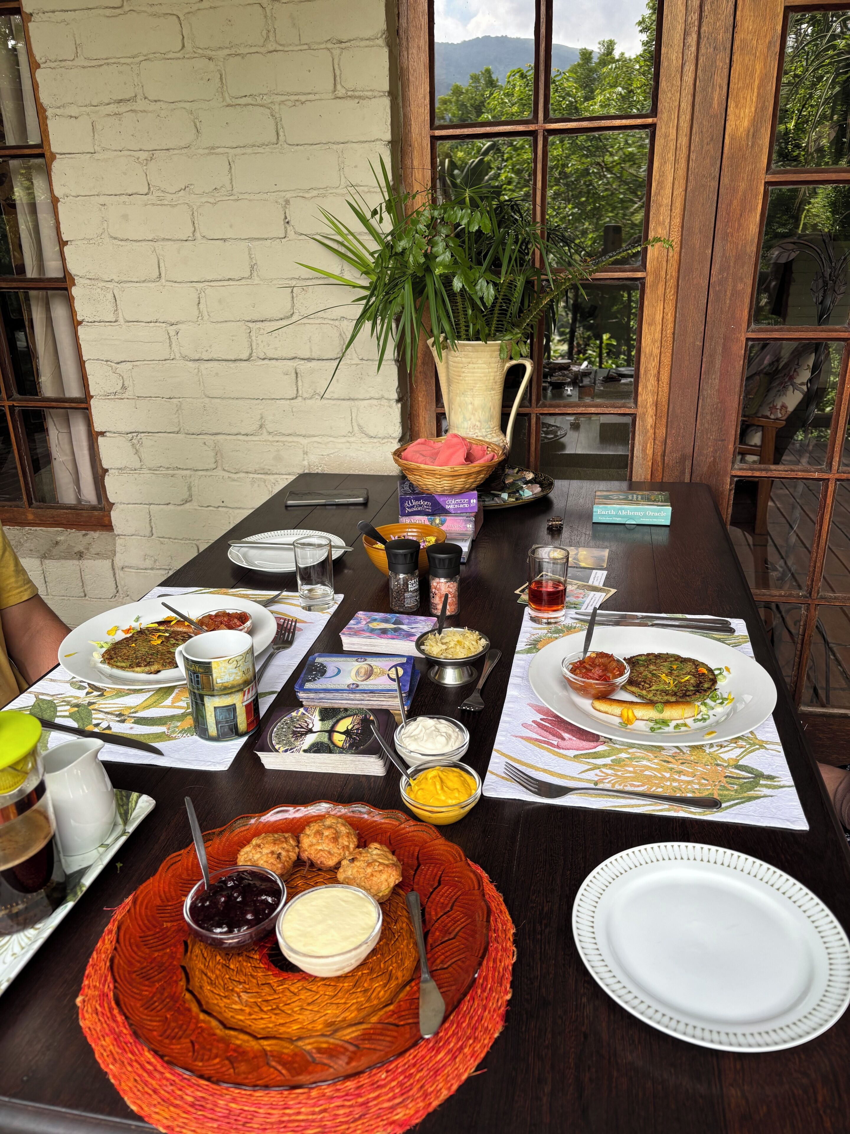 Daily local cuisine breakfast for a fee