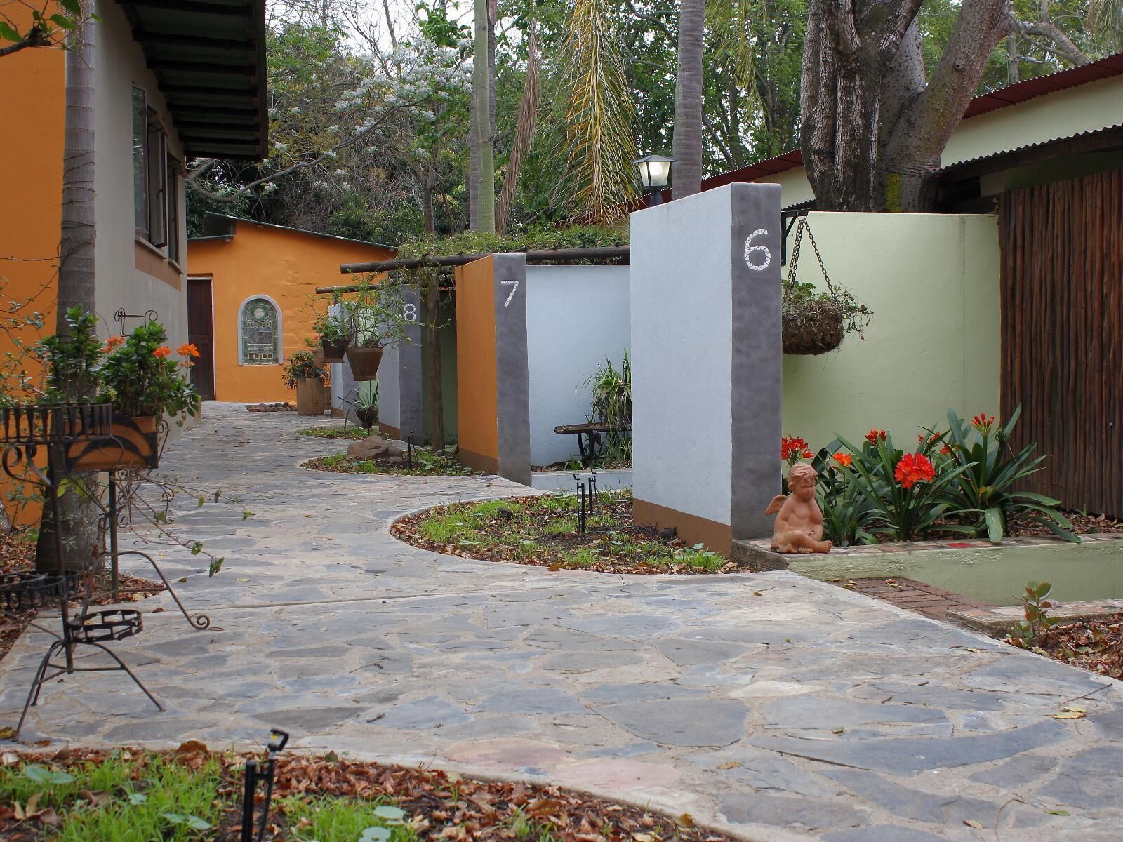 Jardines del alojamiento