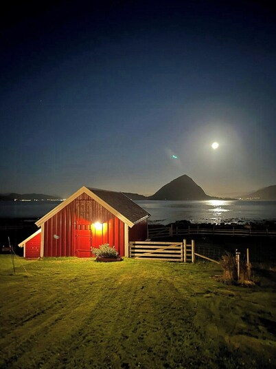 Charming house in an old barn by the lighthouse