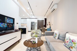 Apartemen Premium, pemandangan kebun | Area keluarga