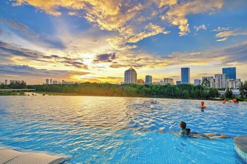 The Peak Serviced Apartment 
