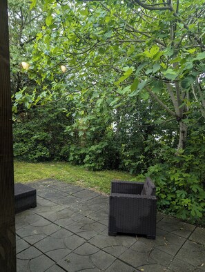 Terrace/patio - The workshop, an outbuilding in the countryside (Teulat)