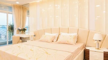Luxury Penthouse, 4 Bedrooms