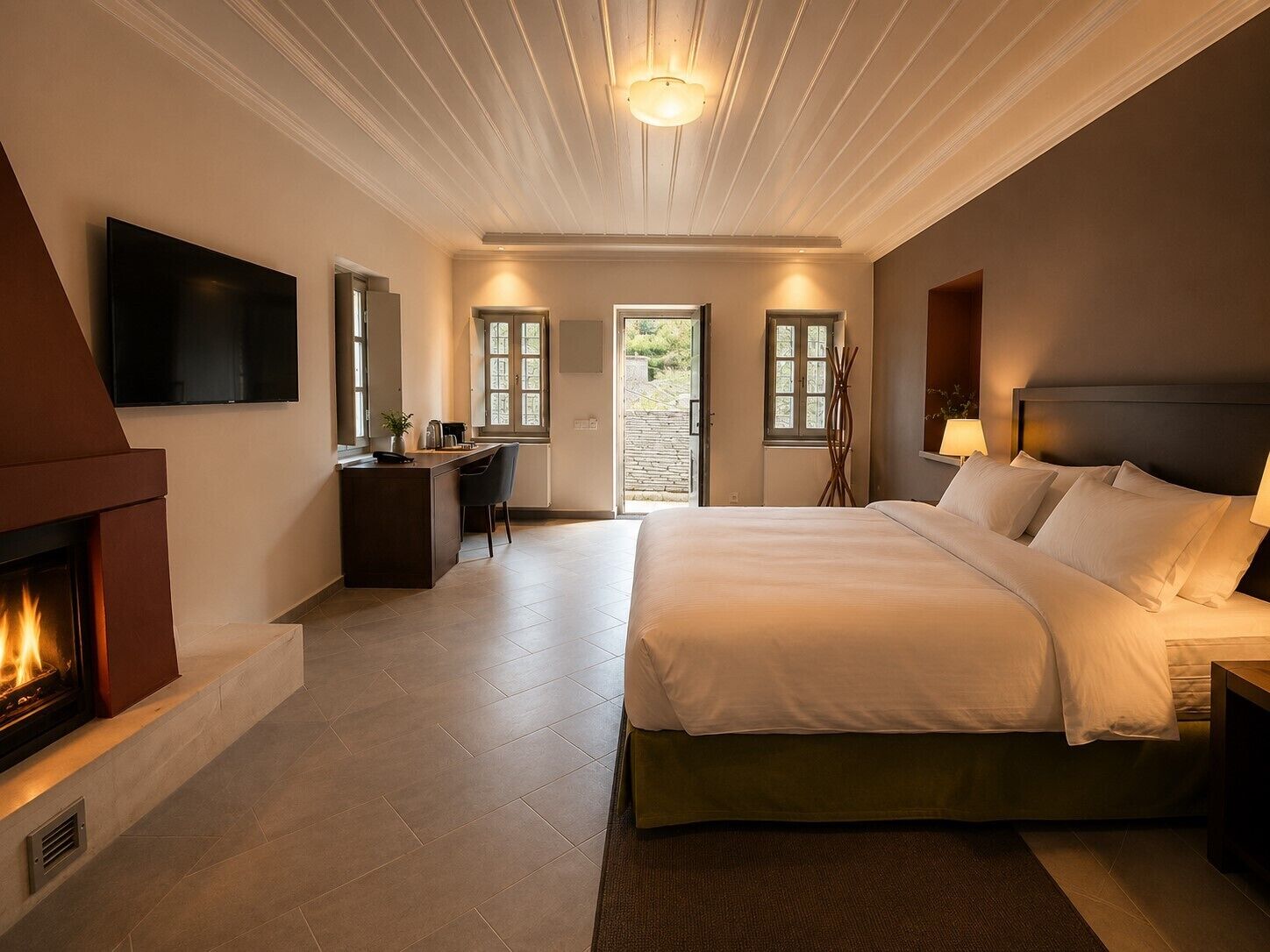 Deluxe Suite, Balcony