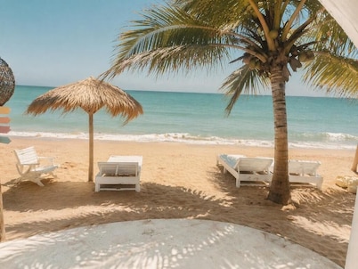 The Memo's Beach - Trincomalee