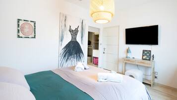 1 chambre, fer et planche à repasser, Wi-Fi, draps fournis