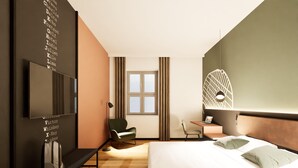 Quarto de hotel com cama, escrivaninha, cadeira, televisão e parede com texto.