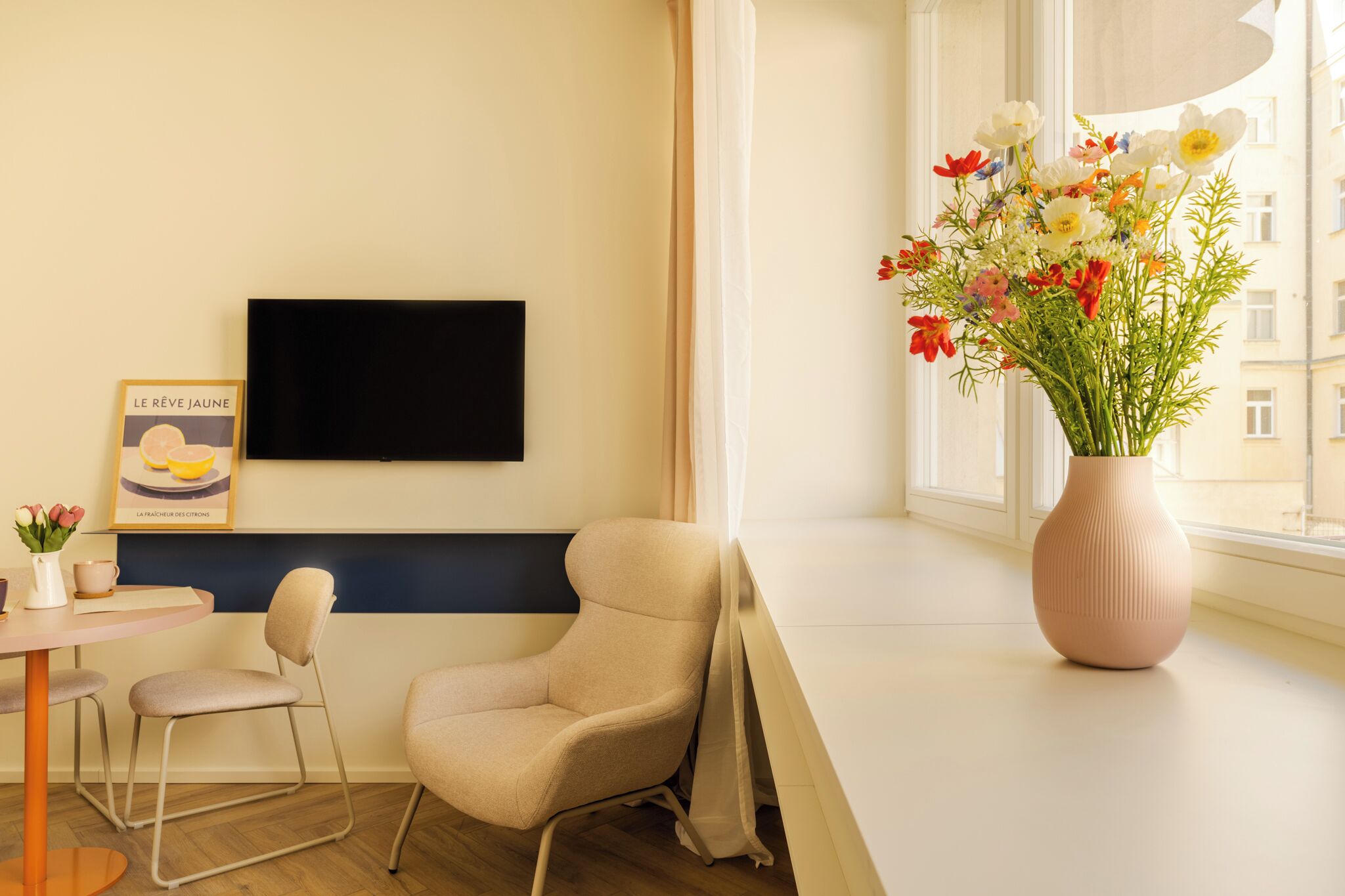 Deluxe Studio | Interior