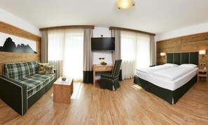 Deluxe Double Room, Balcony, Mountain View | In-room safe, free WiFi, bed sheets, wheelchair access - Hotel Maria (Ortisei)