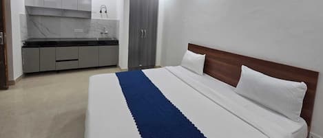 Deluxe Room | Free WiFi