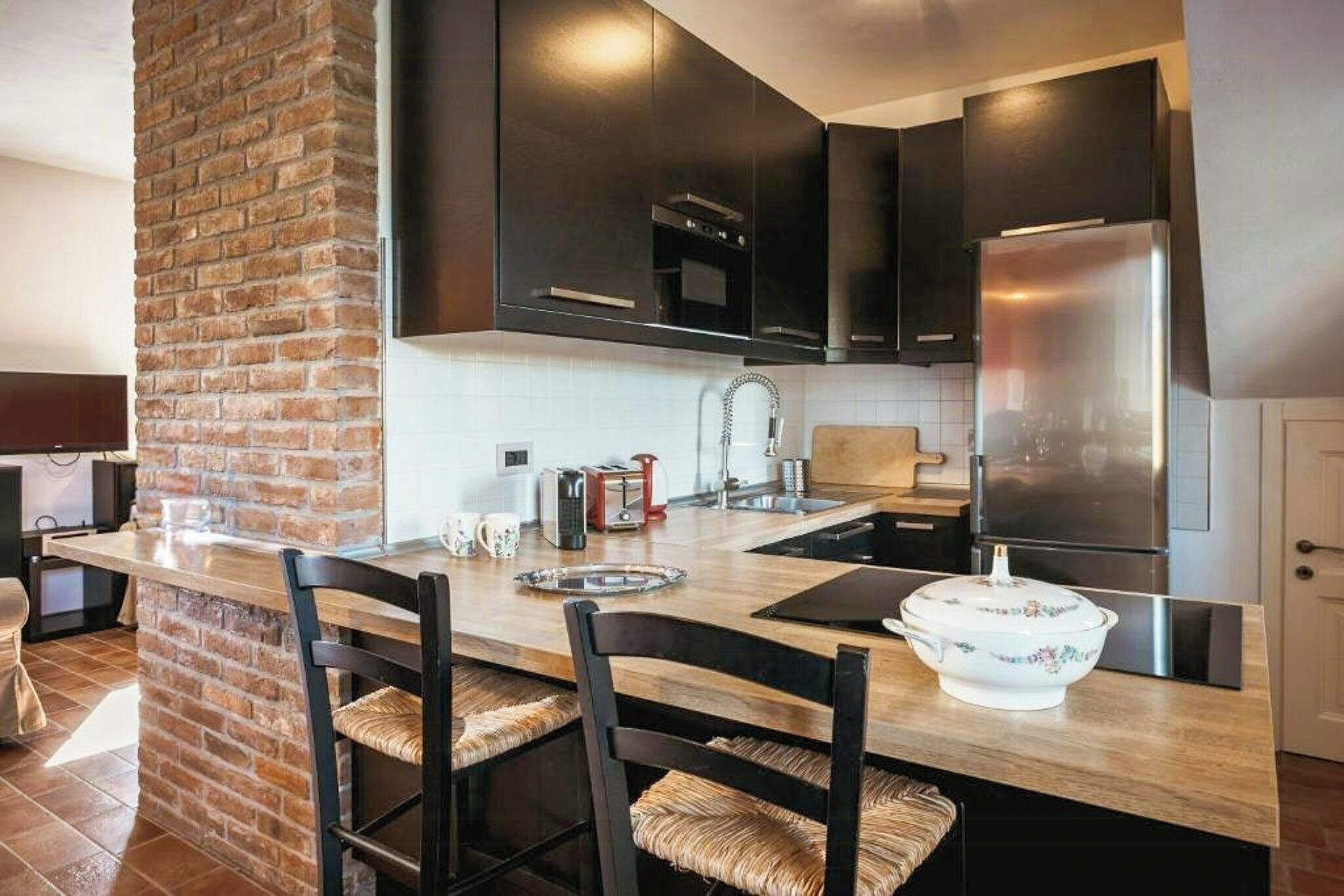 Microonde, forno, lavastoviglie, macchina per tè/caffè