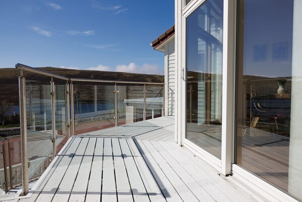 Property grounds - Spacious House w/ Coastal Views & Private Garden (Whiteness)