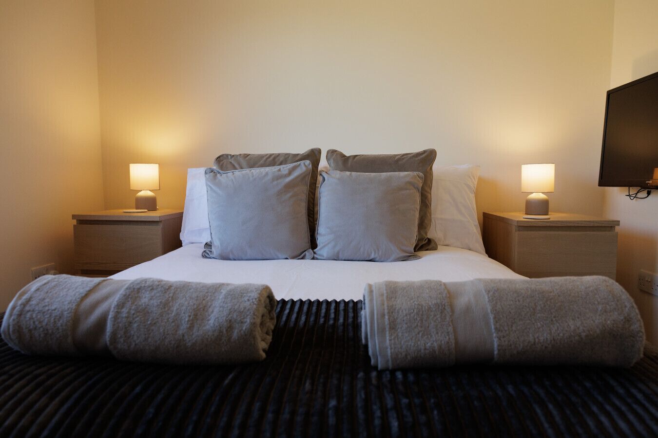 3 bedrooms, iron/ironing board, free WiFi, bed sheets