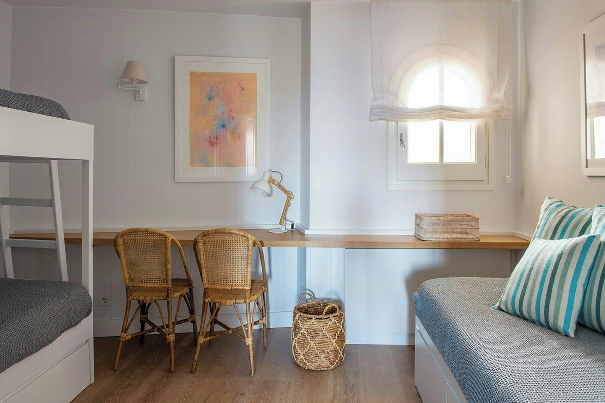 Beachfront Design Flat With Private Garden - Portbou