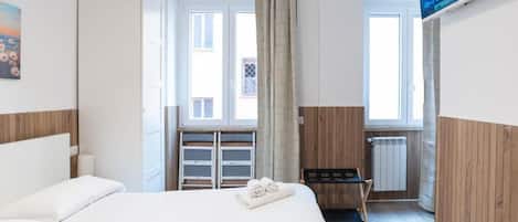 Deluxe Double Room | Free WiFi