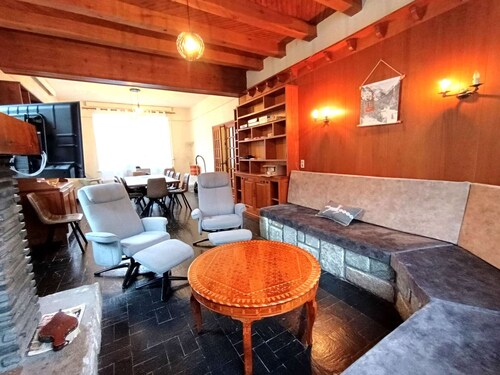 Spacious house in the heart of Saint-Lary - 10 guests