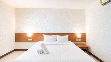 Quarto casal standard | Wi-Fi de cortesia, roupa de cama