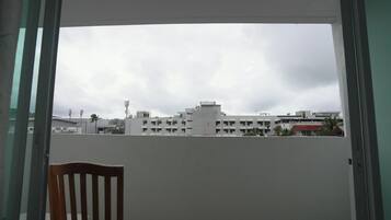 Deluxe Double Room, Corner | Free WiFi, bed sheets
