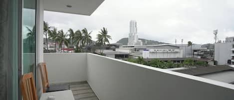 Deluxe Double Room, Corner | Free WiFi, bed sheets