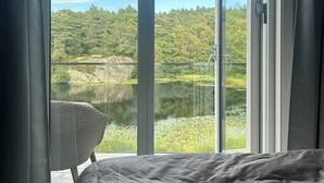 7 bedrooms, desk, WiFi (free) - Idyllic farm with access to boathouse and jetty (Mandal)