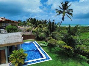 Aerial view - Piratas do Caribe - Casa das Conchas (Tamandaré)
