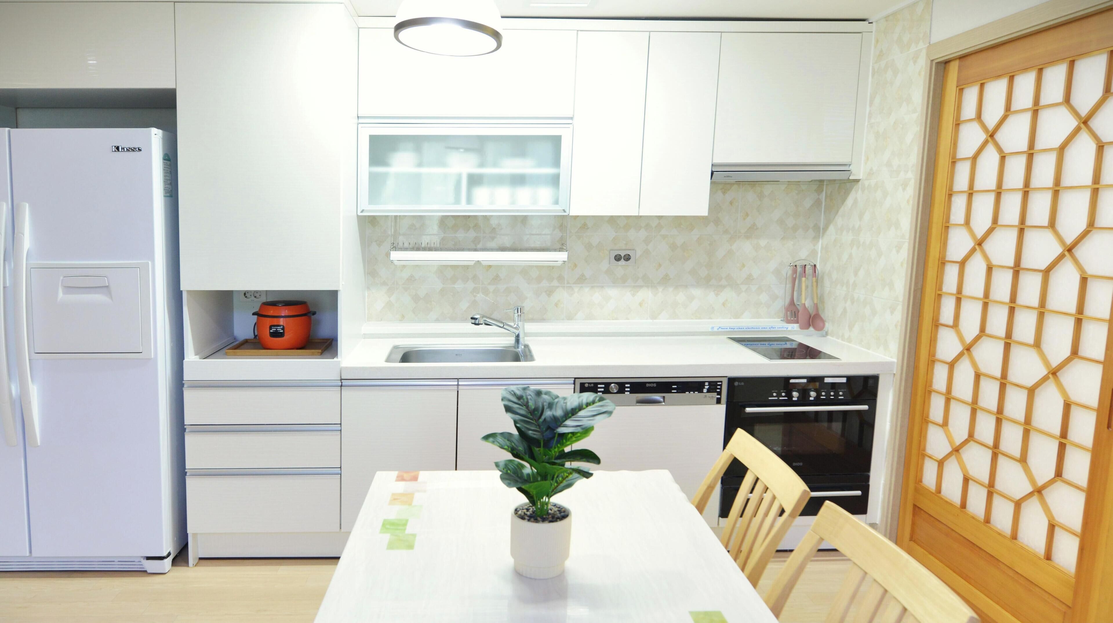 Suite Supérieure, cuisine, vue ville | Cuisine privée