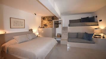 Junior Suite, Balcony, Sea View | Iron/ironing board, travel crib, free WiFi, bed sheets
