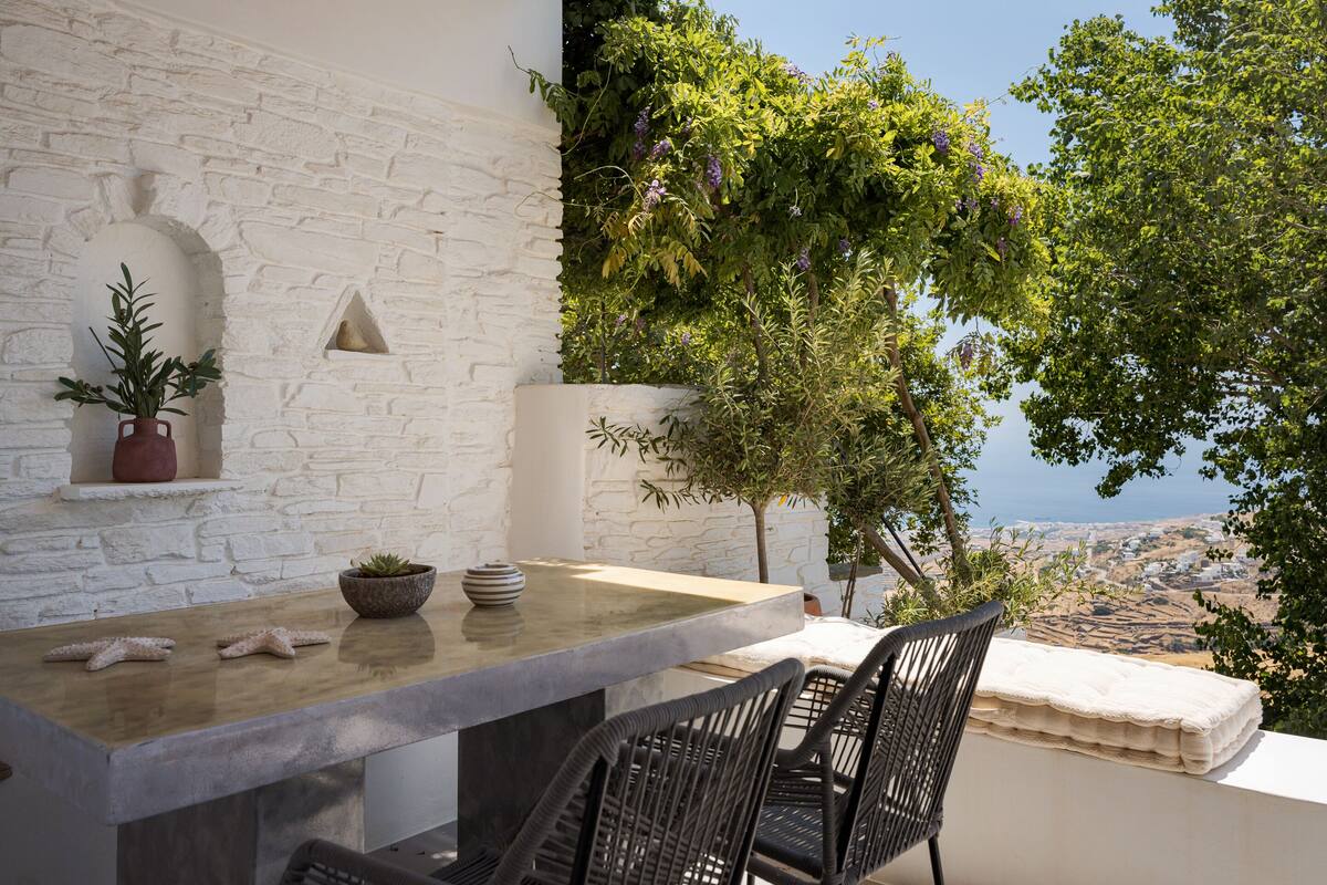 Deluxe Suite, Balcony, Sea View | Terrace/patio