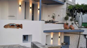Front of property – evening/night