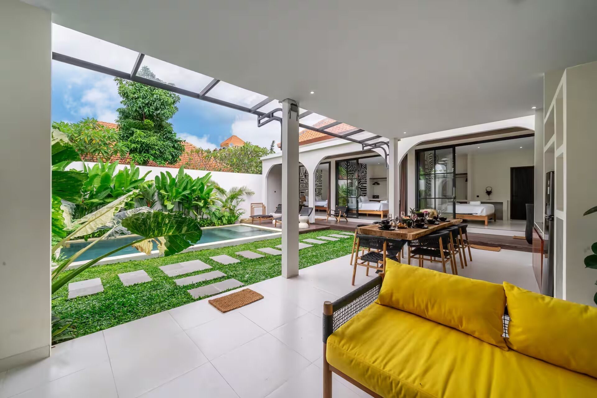 Deluxe Villa, 4 Bedrooms, Private Pool | Outdoor dining