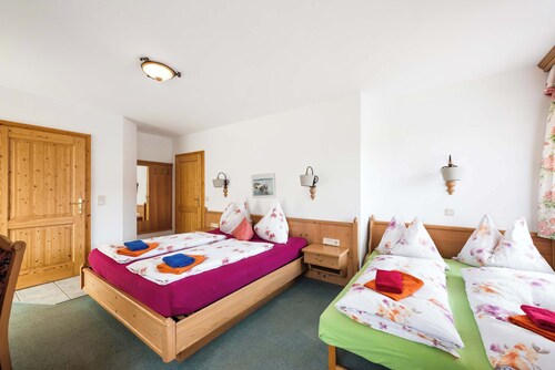 Hoiswirt: Family | Ski-in/out | Balcony | Sauna