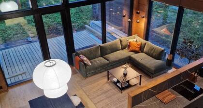 Stylish 4BR Villa for 10 | Private Jacuzzi & Sauna