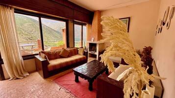 Familienapartment, Bergblick | Wohnbereich