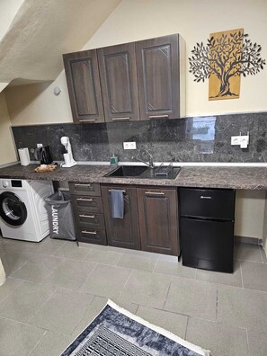 Interior - Chous Cozy Studio - Central & Equipped Holiday Home (Alexandroupoli)