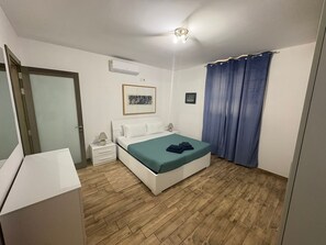 3 Schlafzimmer, Bügeleisen/Bügelbrett, kostenloses WLAN, Bettwäsche
