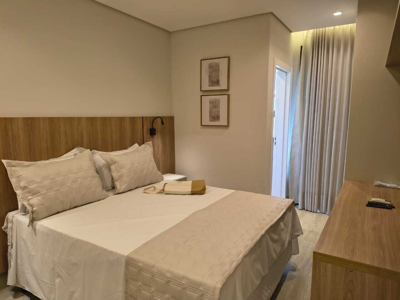 Deluxe appartement, uitzicht op tuin | Een laptopwerkplek, gratis wifi