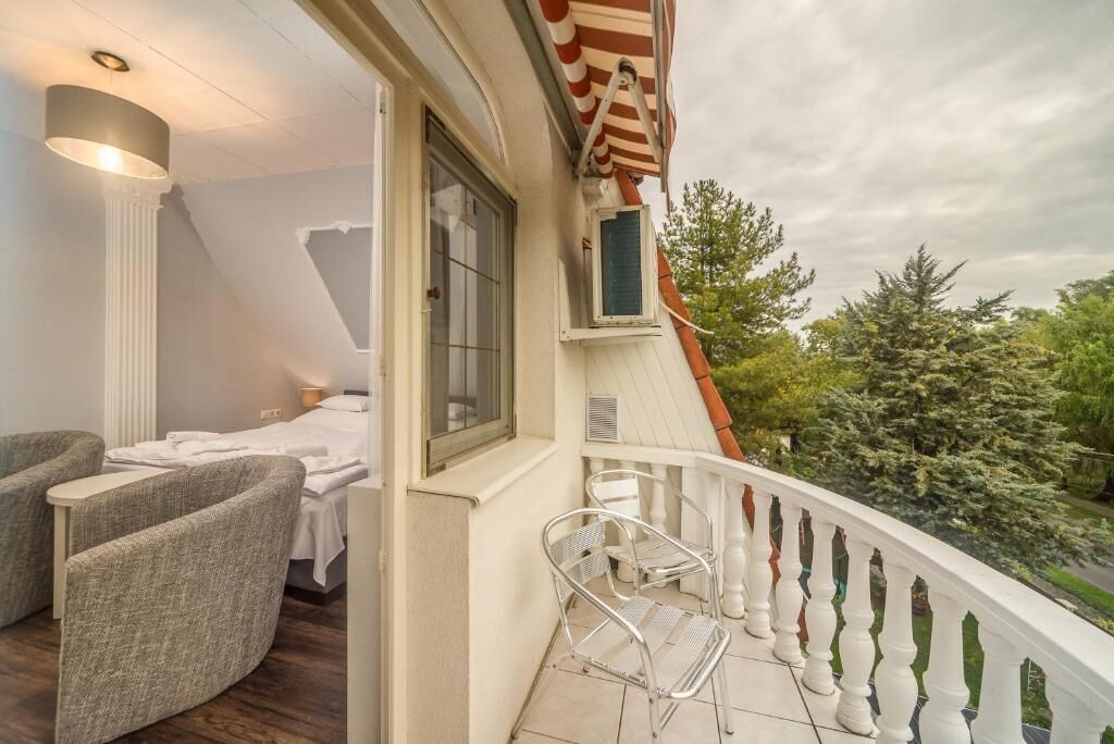 Premium-Apartment, Balkon | Unterkunftsgelände