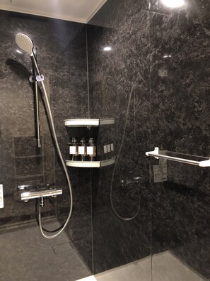 Bathroom - Hotel Nagasaki Station (Nagasaki)