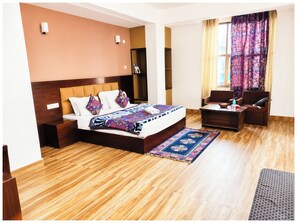 Hypo-allergenic bedding, desk, soundproofing, free WiFi - Hotel Twin Spring Gangtok (Gangtok)