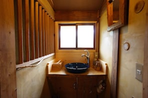 Bathroom - Kominka Ametsuchi (Minamiizu)