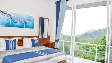 Deluxe Double Room, Balcony, Garden View | Free WiFi