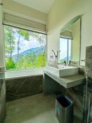 Deluxe Double Room, Balcony, Garden View | Bathroom - Flaming Tree Resorts (Norton)