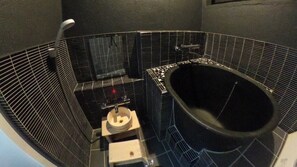 Bathroom - Inu To Tomareru Yado Nidra (Onomichi)