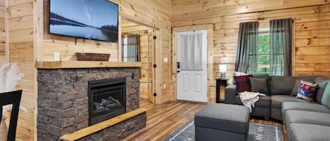 Fernseher, Kamin