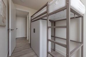 House | 3 bedrooms - Modern 3BR Apartment in Rotterdam Centre (Rotterdam)