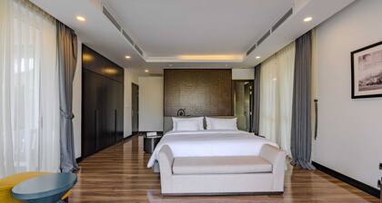 Da Nang Premier Villas Retreat by Hanah