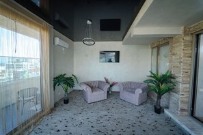 Deluxe Penthouse, Balcony | Interior - Hotel Almar Luxury (Mamaia-Sat)