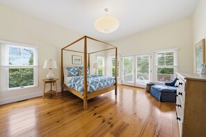 5 bedrooms, iron/ironing board, free WiFi, bed sheets - Light and Spacious Family Home in Bridgehampton (Bridgehampton)