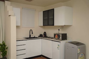 Private kitchen - Casa For Serviced Apartments (Riyadh)