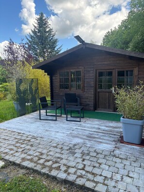 Exterior - Vrbo Property (Villeneuve-sur-Yonne)